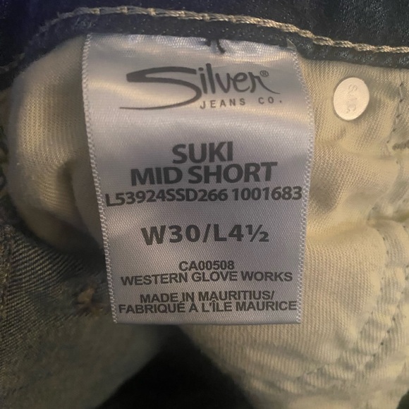 Women’s Silver Suki Jean Shorts size 30 - Picture 6 of 6